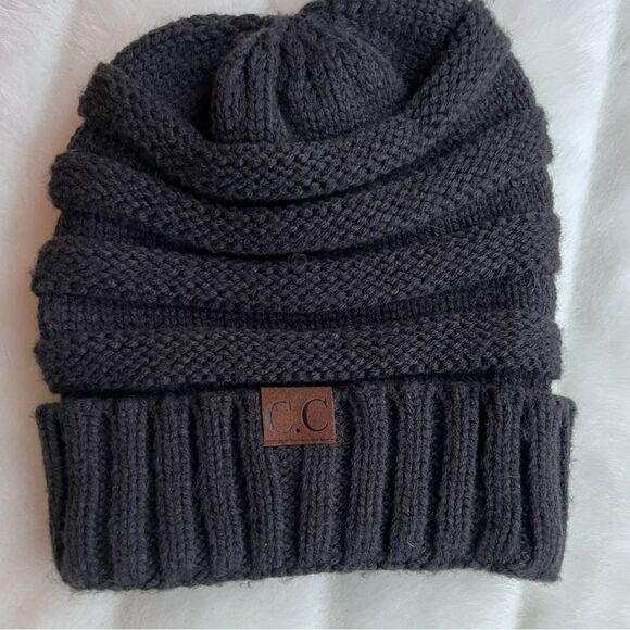 😊3/$30 Grey C.C. Slouch beanie GUC - Picture 7 of 7